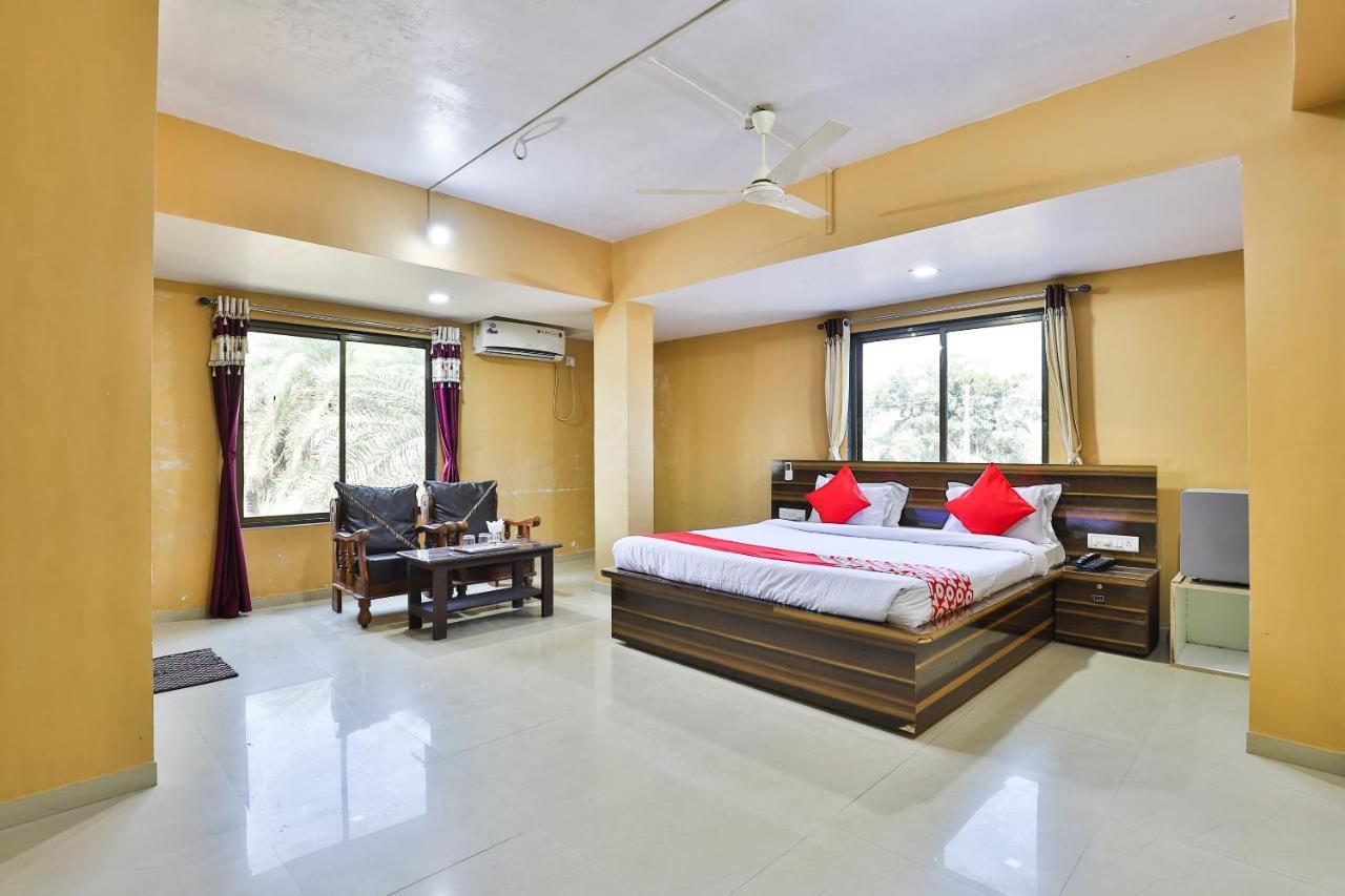Oyo 24833 Hotel Silver Daman Eksteriør billede