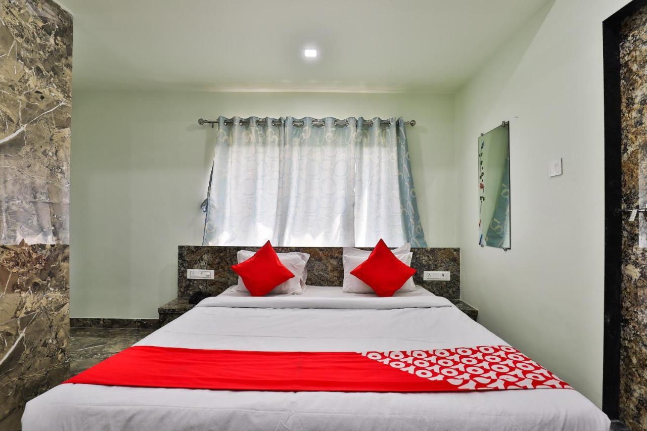Oyo 24833 Hotel Silver Daman Eksteriør billede