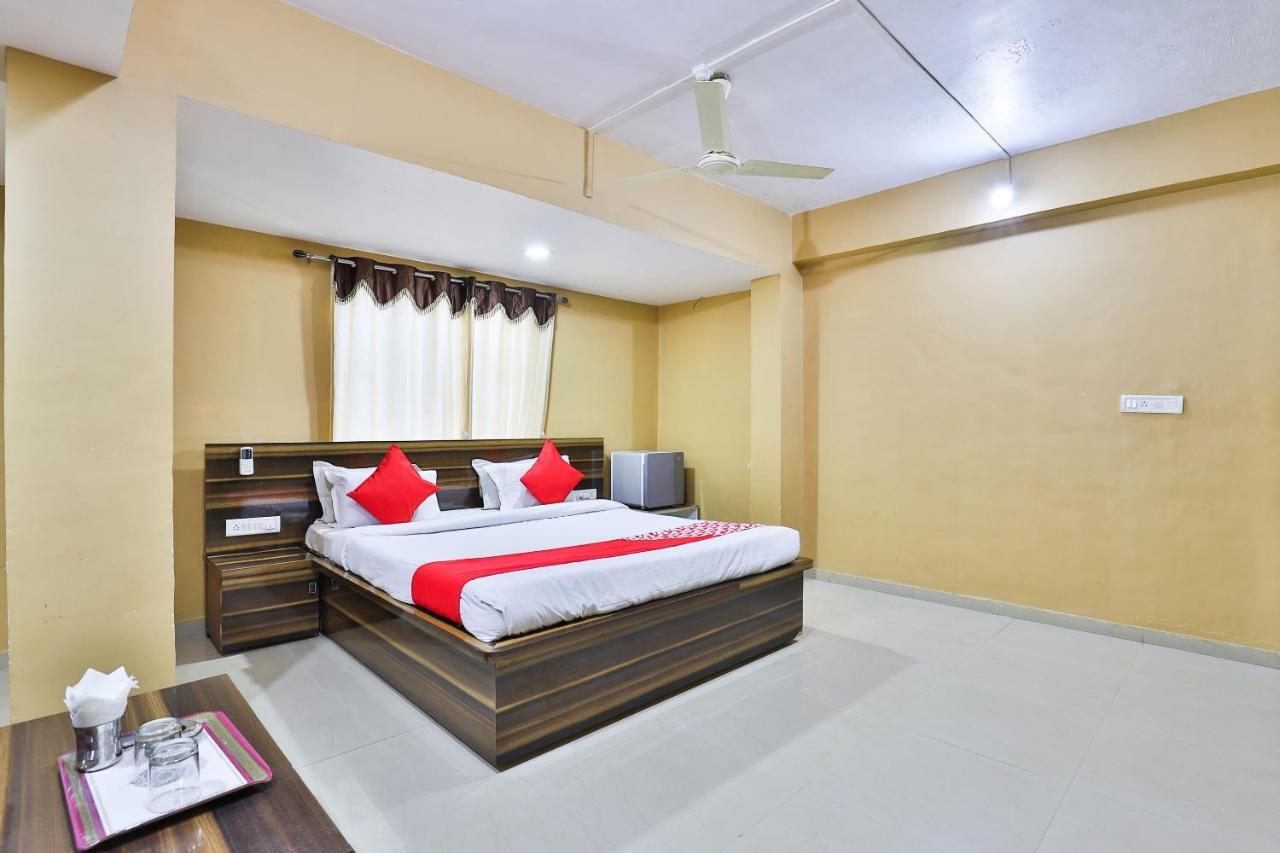 Oyo 24833 Hotel Silver Daman Eksteriør billede