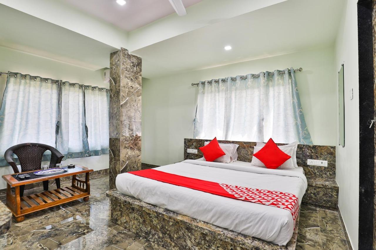 Oyo 24833 Hotel Silver Daman Eksteriør billede