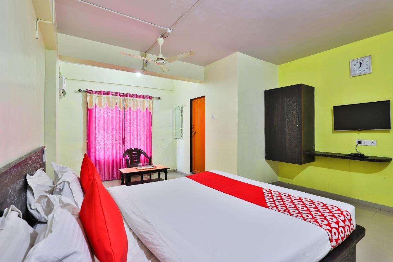 Oyo 24833 Hotel Silver Daman Eksteriør billede