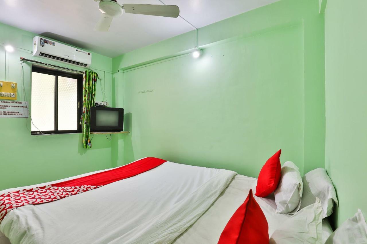 Oyo 24833 Hotel Silver Daman Eksteriør billede